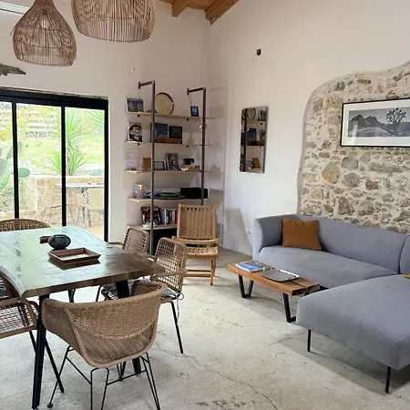 Stone House 펜션